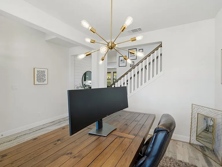 5500 La Canada Way — Photo 12