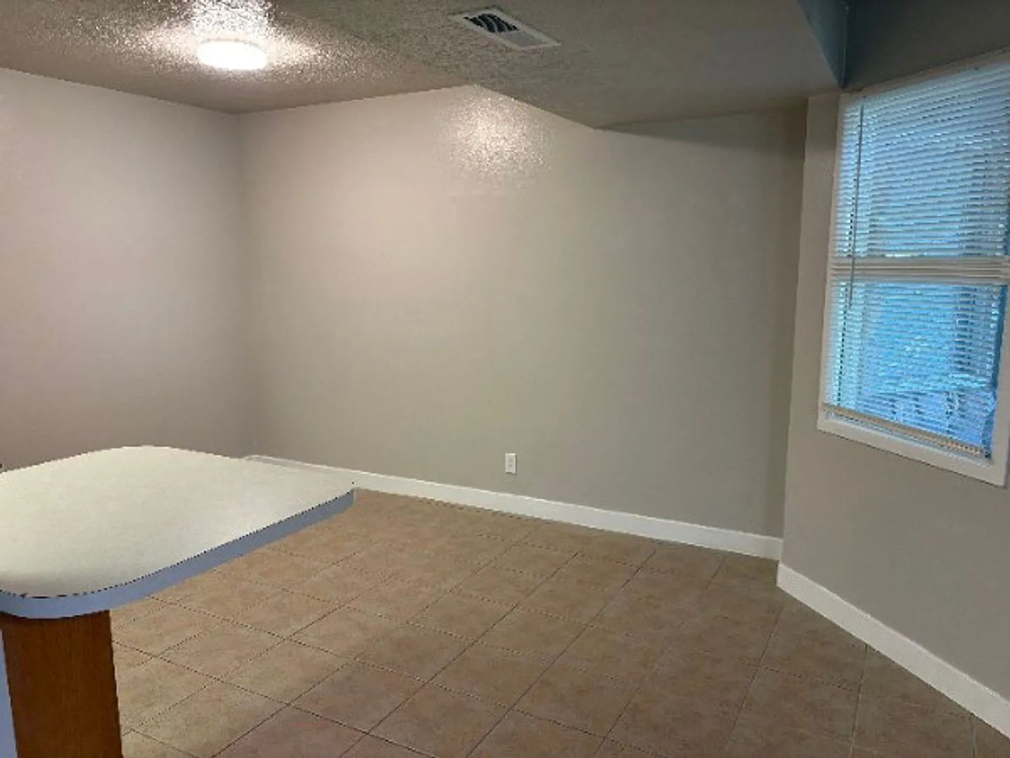 Beautiful Ground Floor Condo Near UVU & I-15 | 3 Bed / 2 Bath — Photo 3