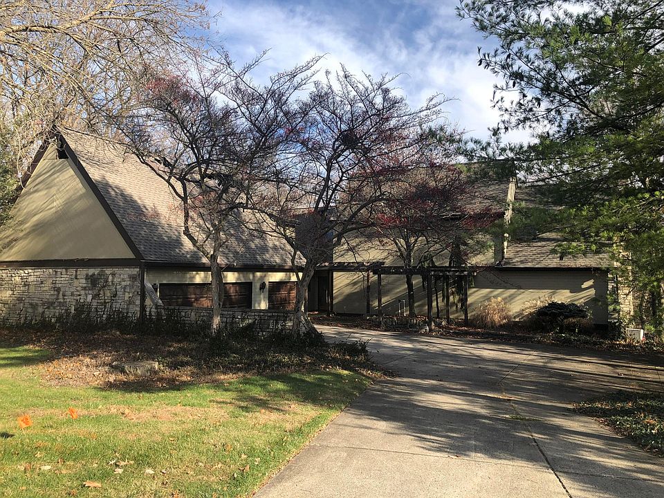1st image of 6124 Karrer Pl