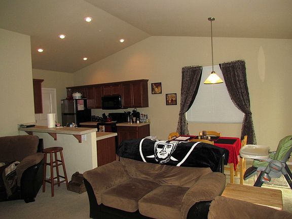 5th image of 2128 179th Street Ct E