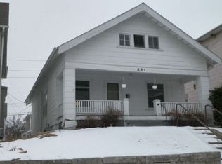 551 S 10th St, Burlington, IA 52601