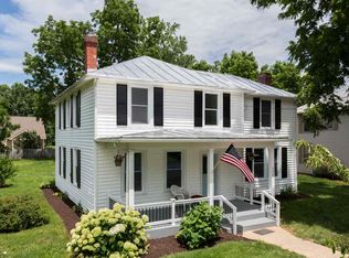 308 6th St, Grottoes, VA 24441