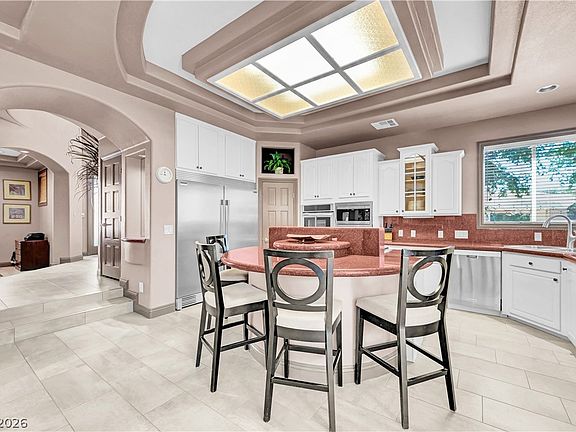 5th image of 277 Hickory Hollow Ave
