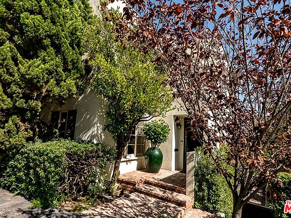 3rd image of 2210 San Marco Dr