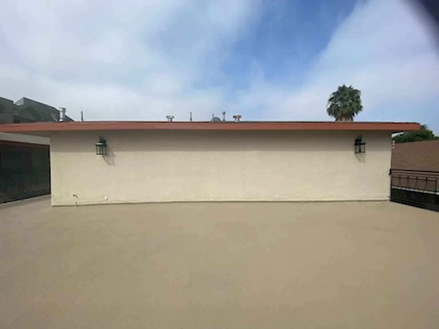 727-741 Orizaba — Photo 4
