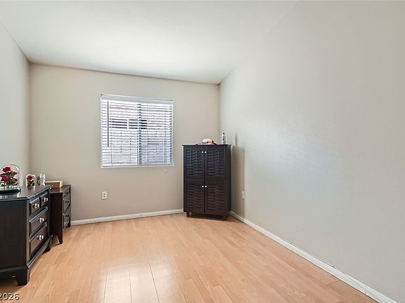 5th image of 5230 Panguitch Dr