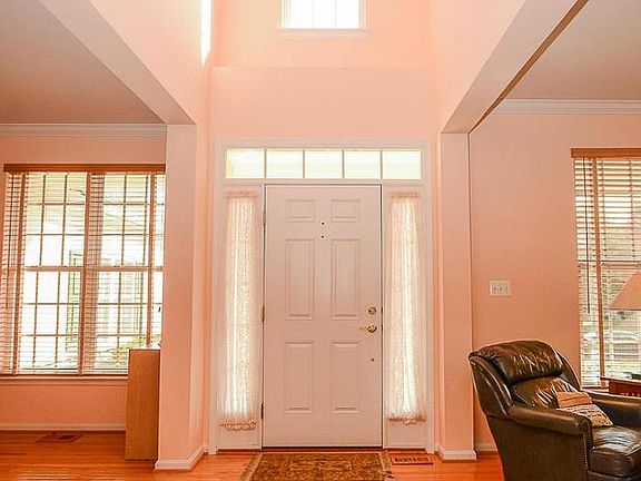 4th image of 7956 Sequoia Park Way