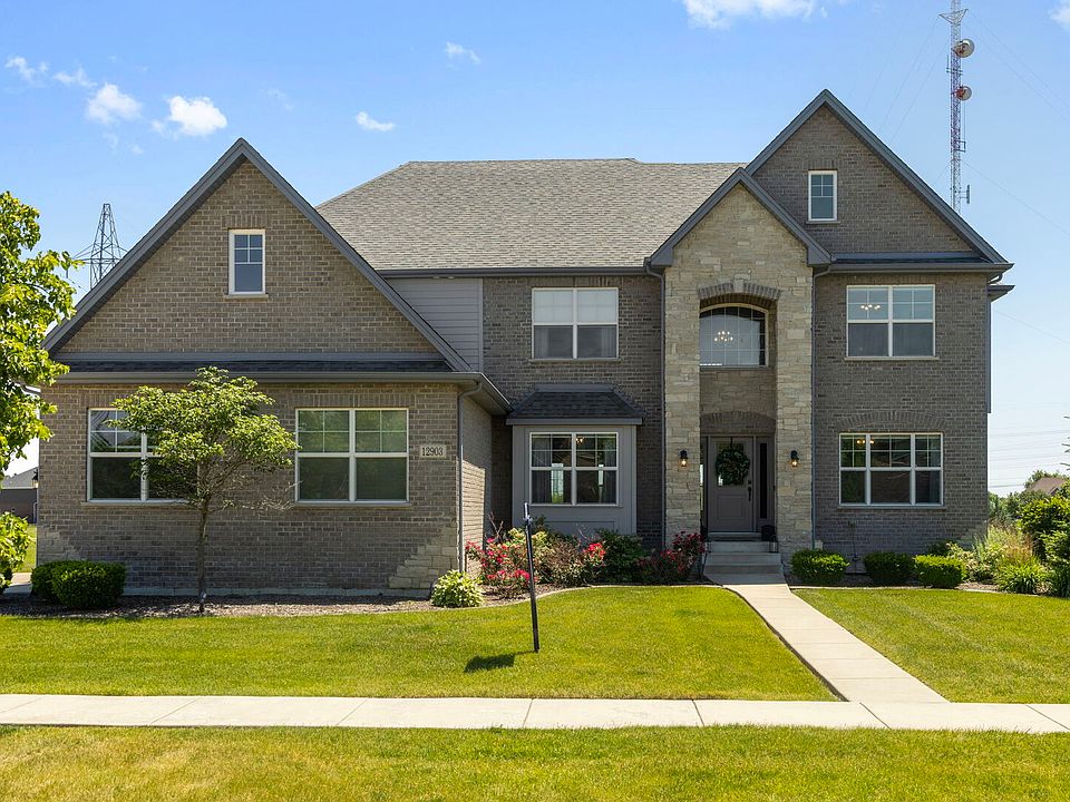 1st image of 12903 Waterford Dr