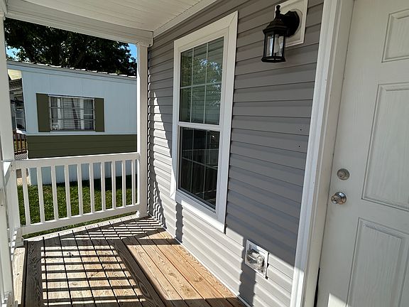 3rd image of 363 Westwoods