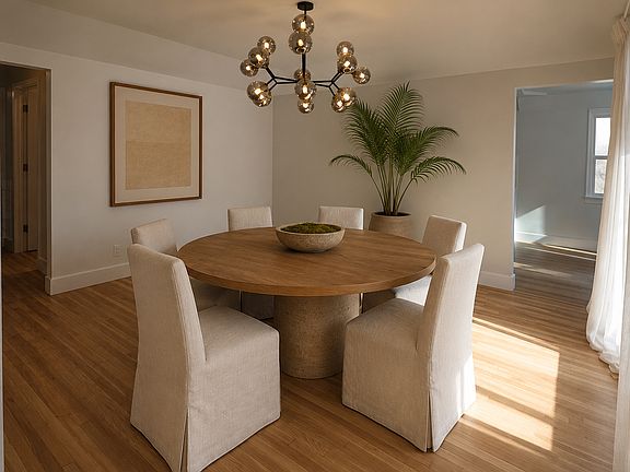 3rd image of 418 S Roxbury Dr #418