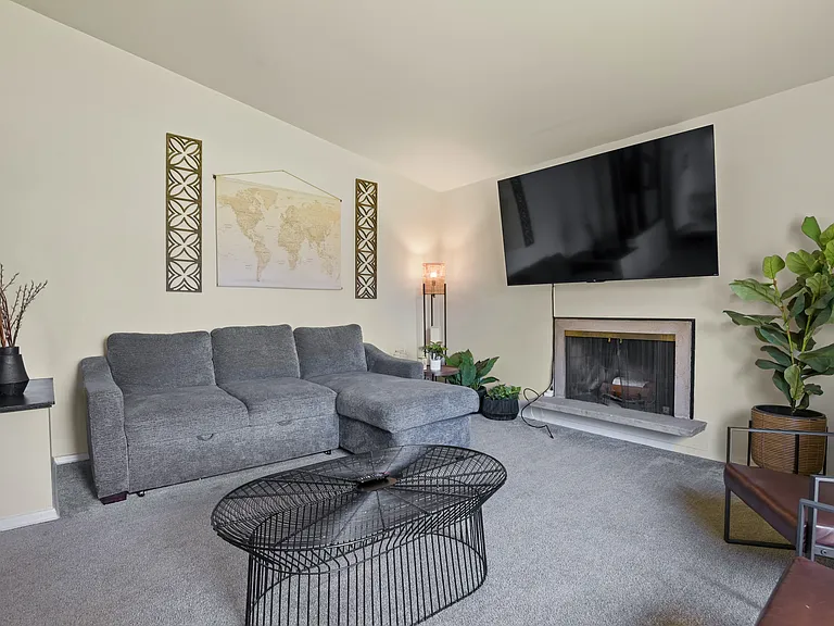6517 N Stevens St — Photo 44
