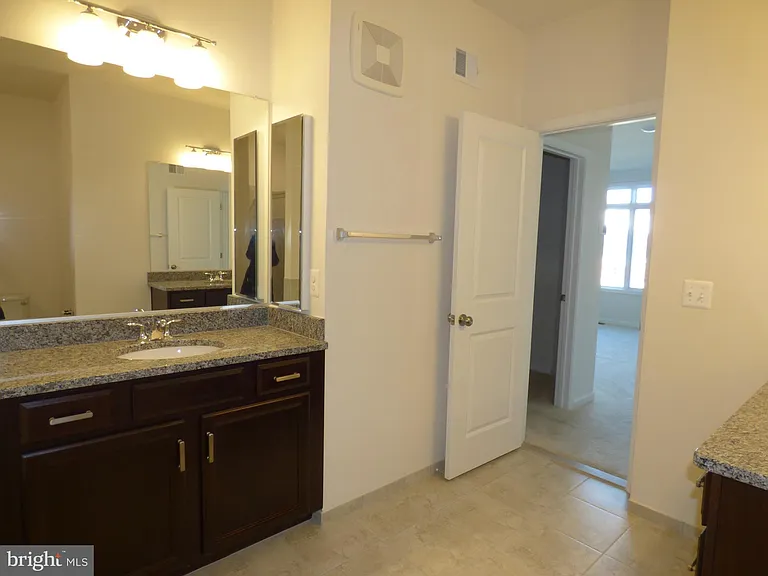 1428 Ribbon Limestone Ter SE #108 — Photo 20