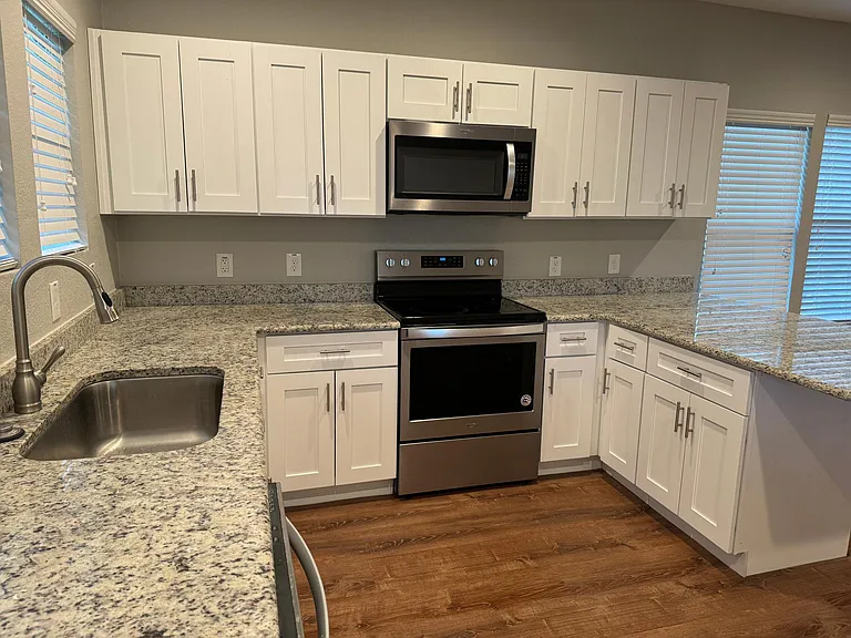 308 Gammill St — Photo 12