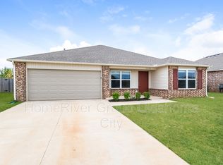 10740 SW 23rd Pl, Yukon, OK 73099