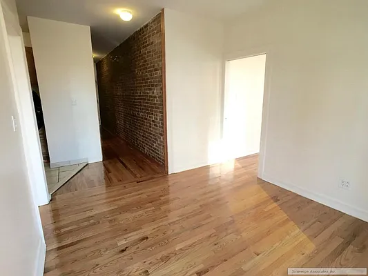 Rented by Sovereign Associates | media 10