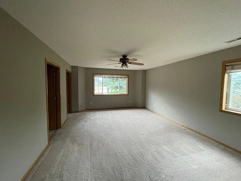 1815 Industrial St — Photo 23