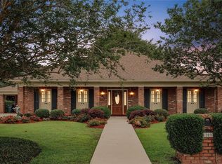 1709 Lake Salvador Dr, Harvey, LA 70058