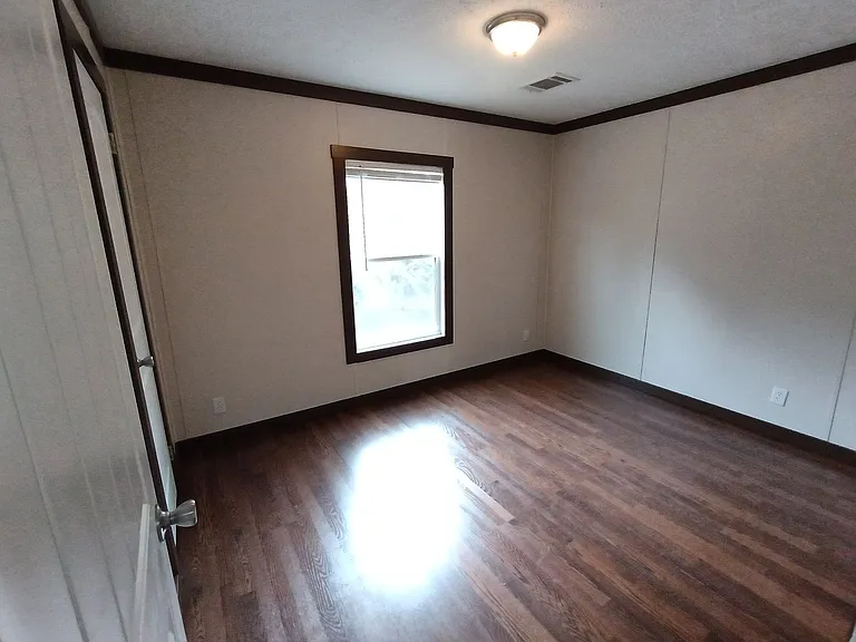 785 Sandridge Rd — Photo 9