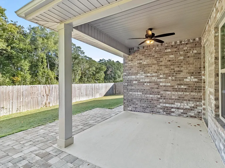 949 Kenzie Ln — Photo 28
