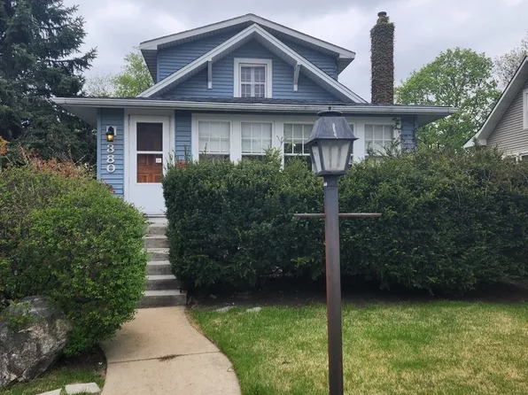 380 S Fairview Ave, Elmhurst, IL 60126