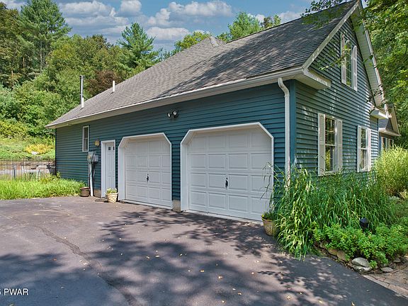 3rd image of 123 Milford Estates Dr