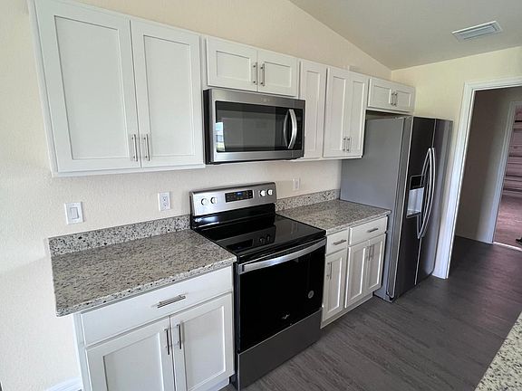5th image of 1150 Norge Ct