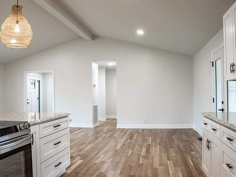 4014 Old Hillsboro Rd — Photo 21
