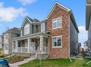 129 W Yorkville Mnr SW, Calgary, AB T2X 4J6