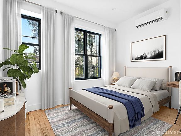 3rd image of 518 Chauncey St APT 2R