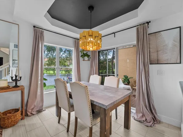 1082 Via Jardin, Riviera Beach, FL 33418