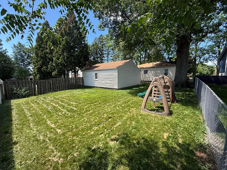 2682 Smith Rd — Photo 4