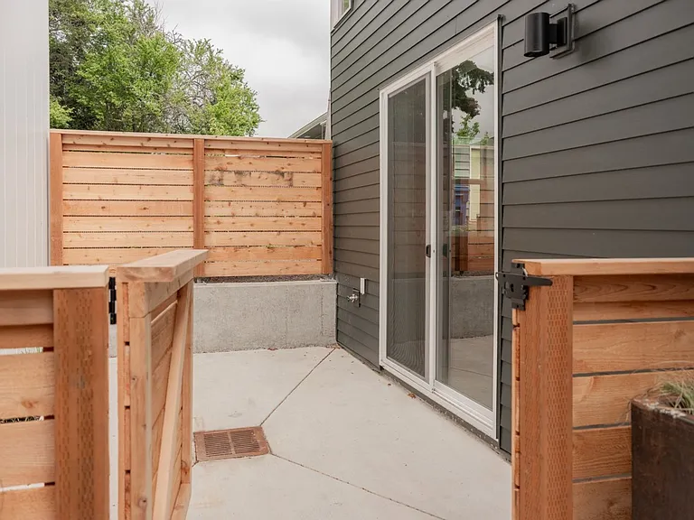 4256 S Willow St — Photo 13