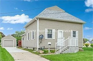 428 S 6th Ave E