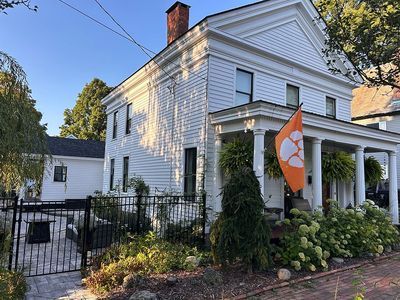 139 Grand Ave, Saratoga Springs, NY, 12866