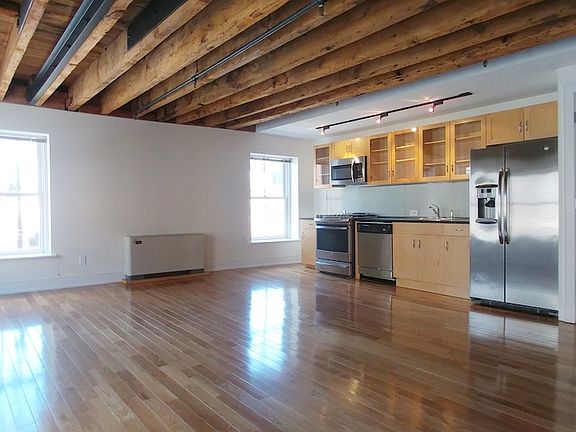 4th image of 36 Peck Slip APT 3B