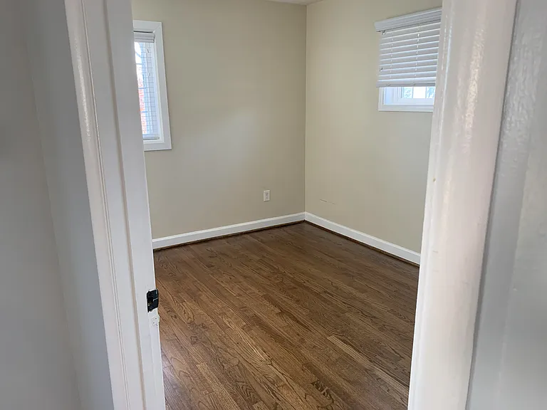 1914 Stanley Ave — Photo 13