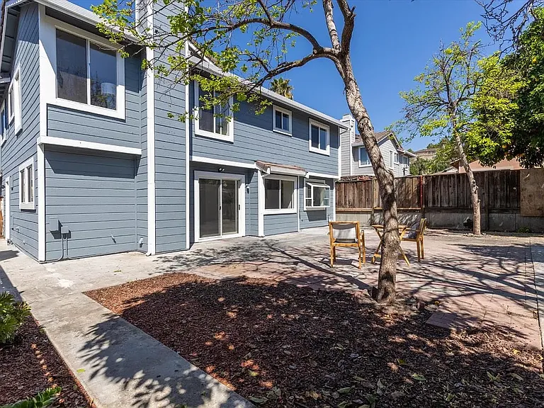 3292 Moreno Ave — Photo 29
