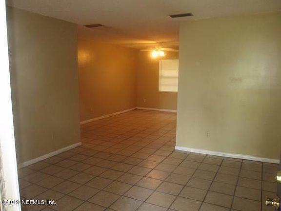 4th image of 4209 De Kalb Ave