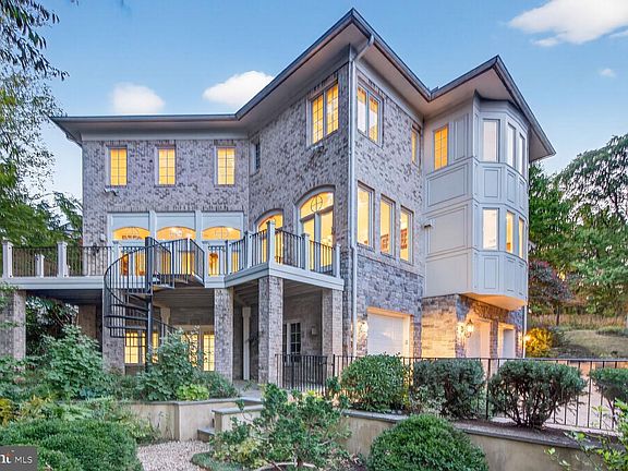 3rd image of 3950 27th Rd N