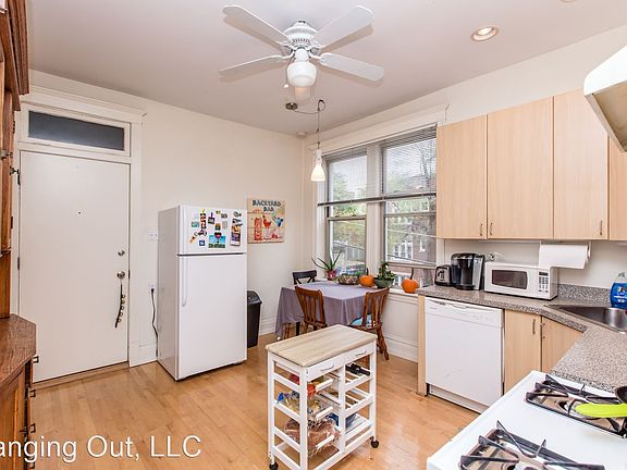 5th image of 2221 W Le Moyne St #2