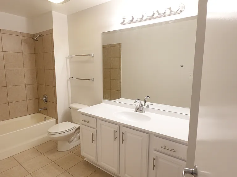1550 S Blue Island Ave #1022 — Photo 18