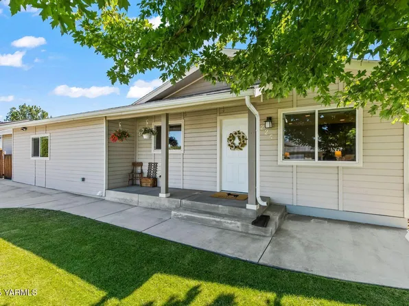 225 S 66th Ave, Yakima, WA 98908