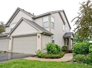 556 Lancaster Cir, Elgin, IL 60123