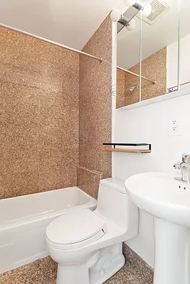 Rented by REAL New York | media 22