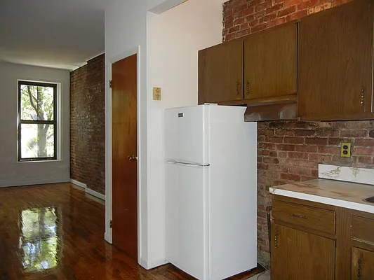 Rented by Brooklyn Heights Real Estate Inc | media 3