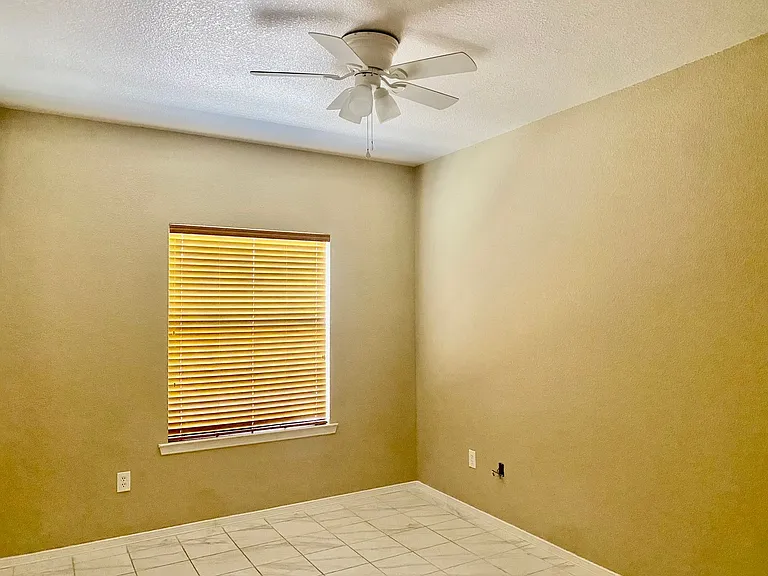5548 Patagonia Dr — Photo 16