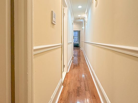 5th image of 246 E 51st St APT 6