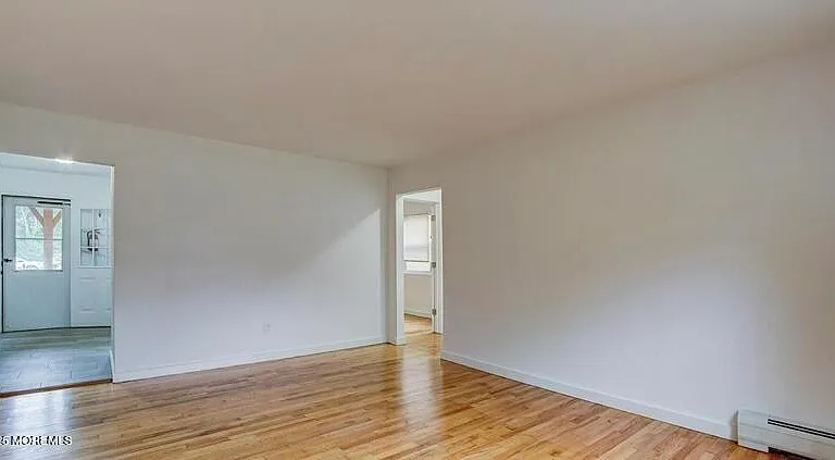 728 Greens Ave #3 — Photo 9