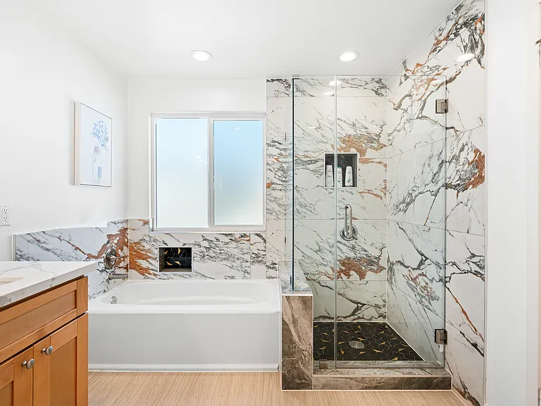 323 W Glendon Way — Photo 15