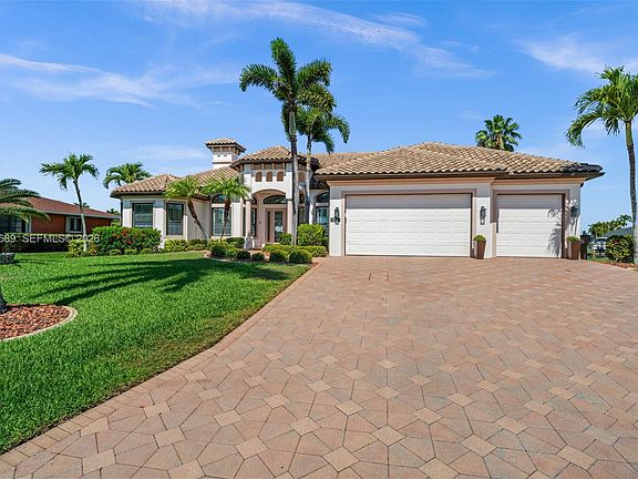 4th image of 5205 Tamiami Ct